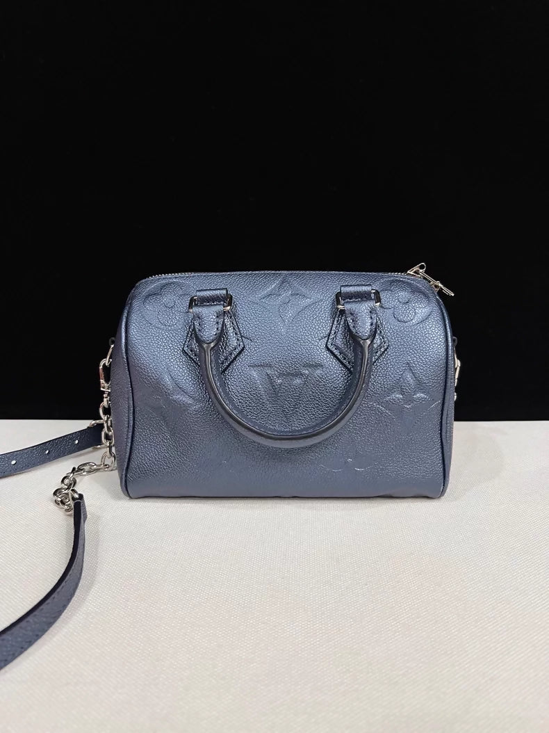 Louis Vuitton Speedy 20 blue embossed silver hardware - Image 3
