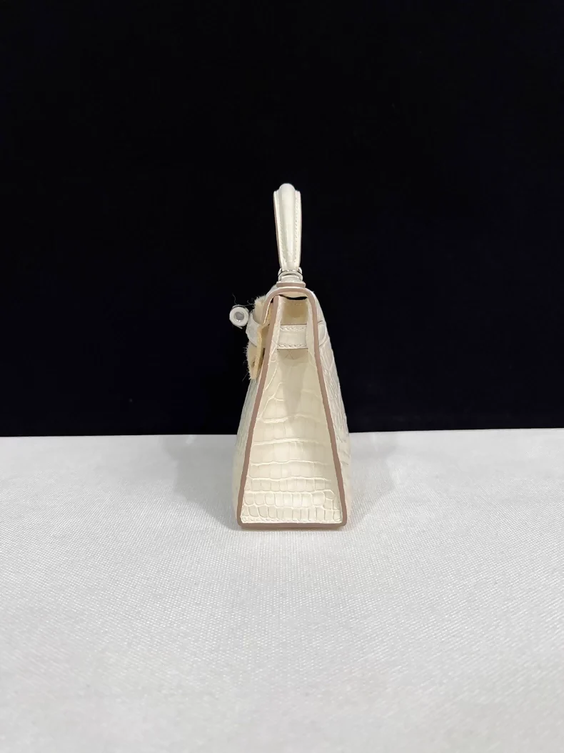 Hermes Mini Kelly 20 Cream White matte Crocodile Leather palladium hardware - Image 3