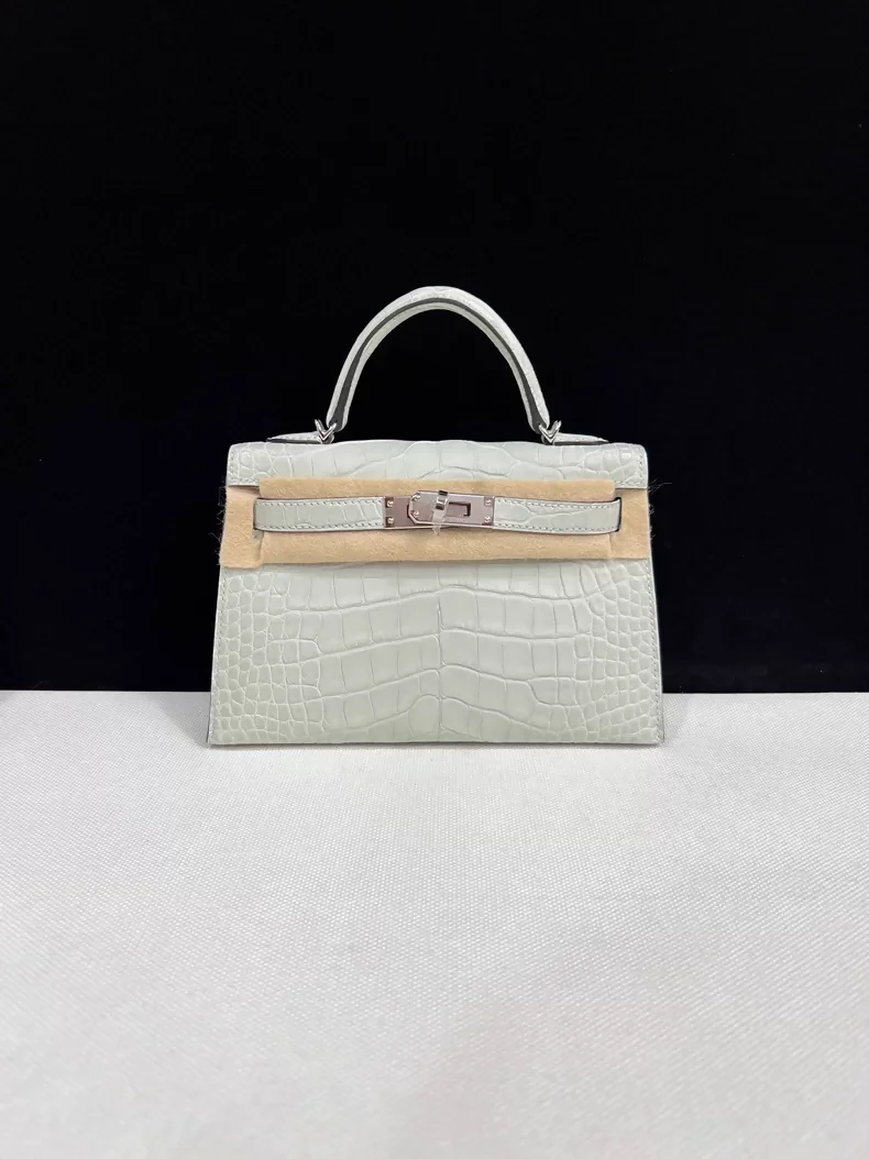 Hermes Mini Kelly 20 Gris matte Crocodile Leather palladium hardware - Image 2