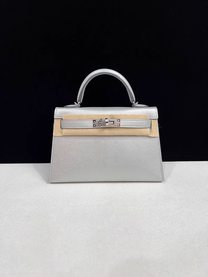 HERMES Mini Kelly 20 Olympic Silver leather gold hardware - Image 2