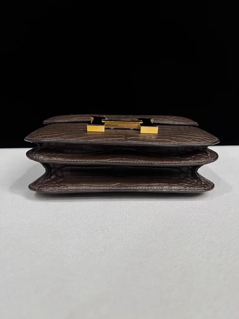 HERMES Constance 19C Grey Matte Alligator Leather gold hardware - Image 5