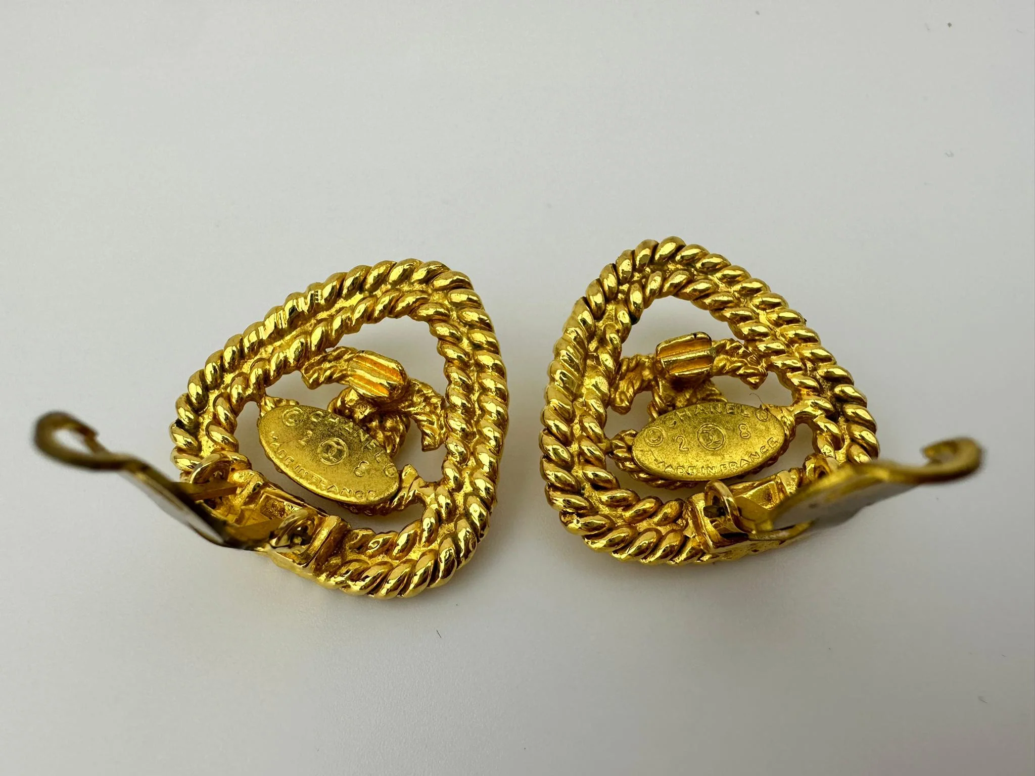 1991 Chanel Vintage Triangular Gold Plated Earrings - Image 4