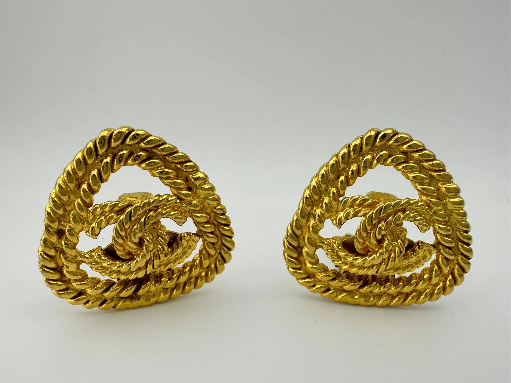 1991 Chanel Vintage Triangular Gold Plated Earrings - Image 5