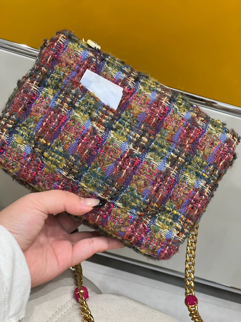 Chanel 22K pink/green Tweed Crossbody Bag - Image 3
