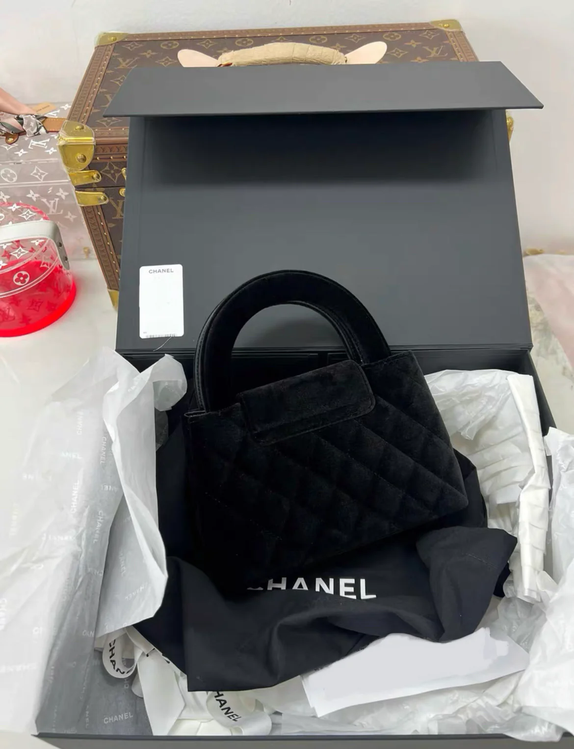 24A CHANEL KELLY Black VELVET Top Handle Shopping Bag Handbag Gold - Image 4
