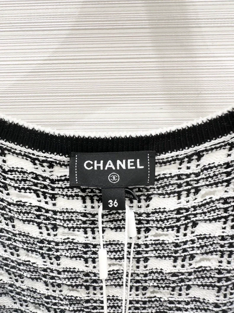 Chanel 23P Black & white dress - Image 2