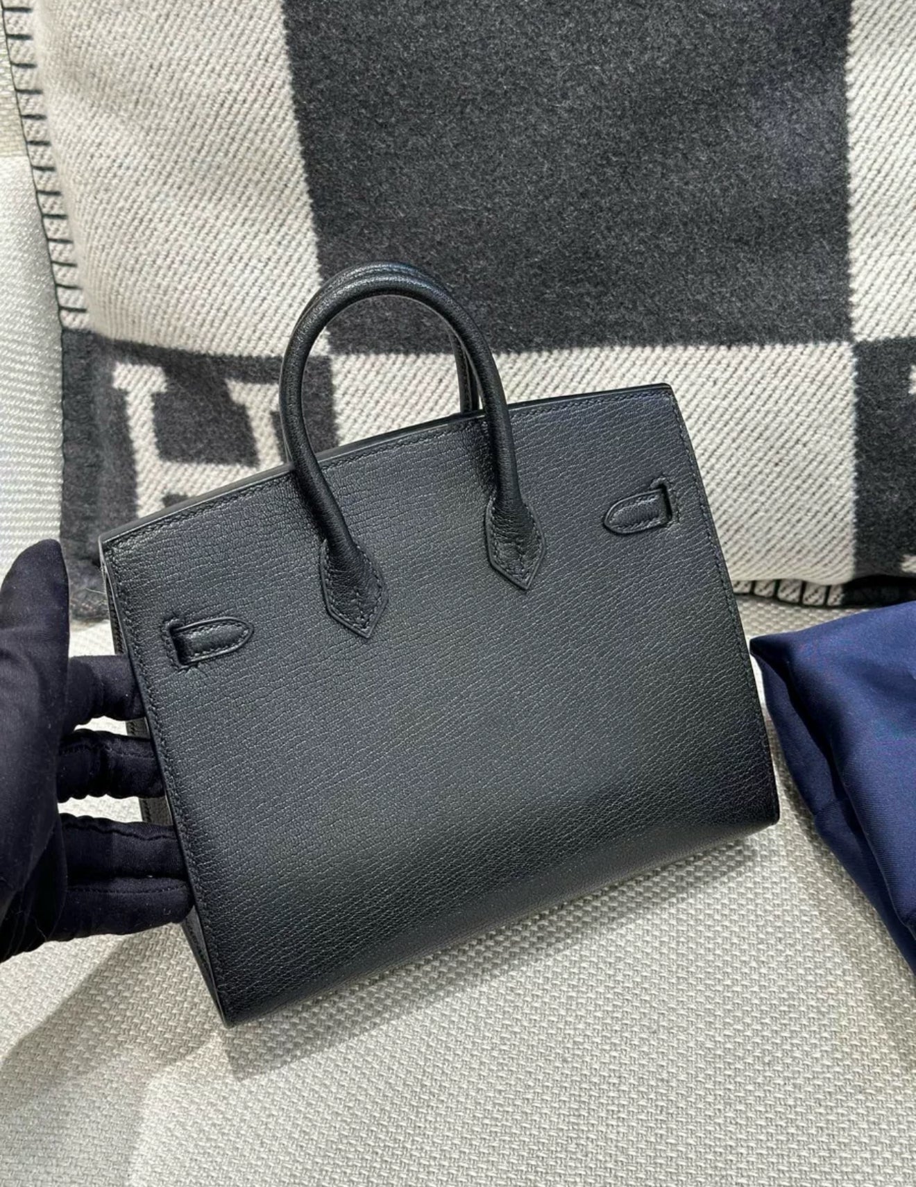 Hermes Birkin 20 Sellier Bouclerie Moderne Black Chèvre Palladium Hardware - Image 3