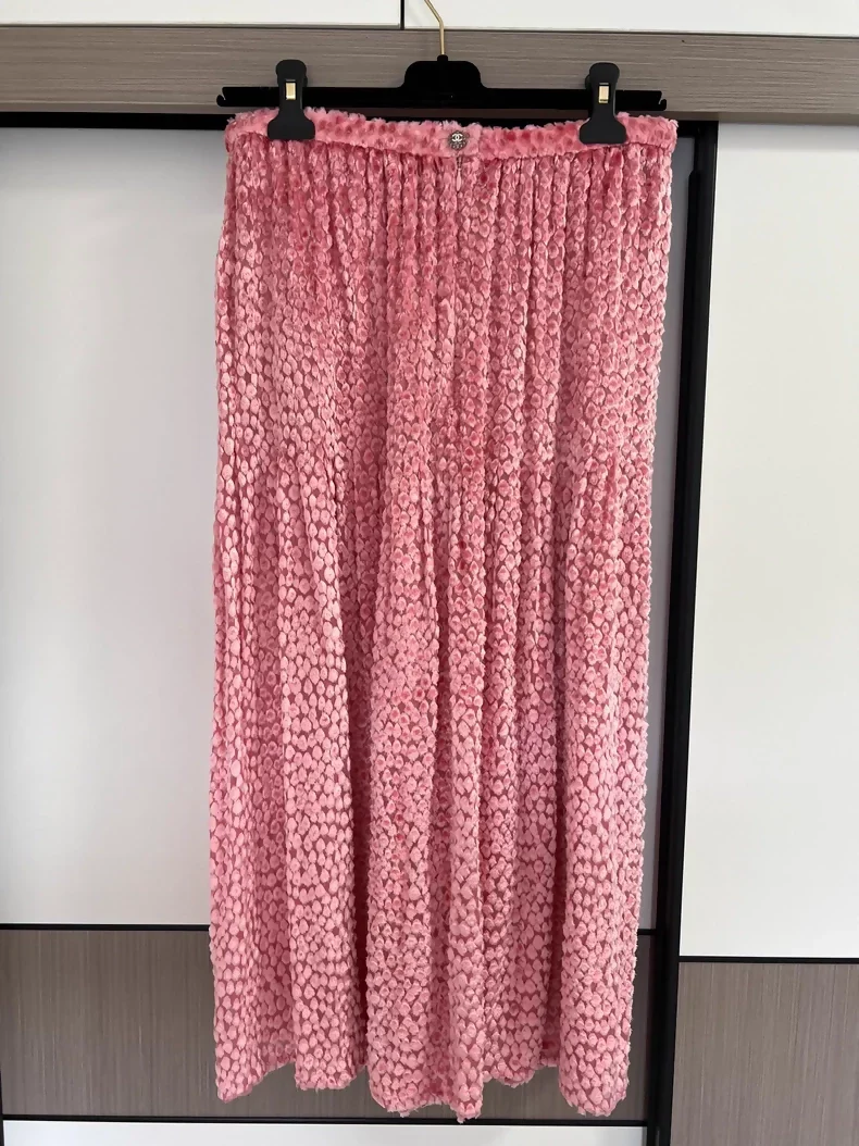 Chanel 23K pink skirt - Image 3