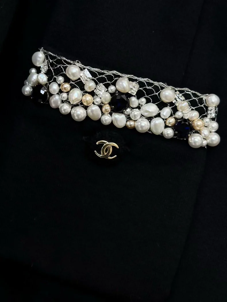Chanel 20A black tweed & pearls jacket - Image 4