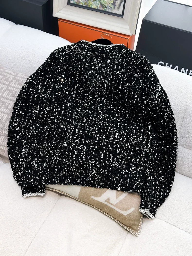 Chanel 23SS black sequinned cardigan, - Image 2