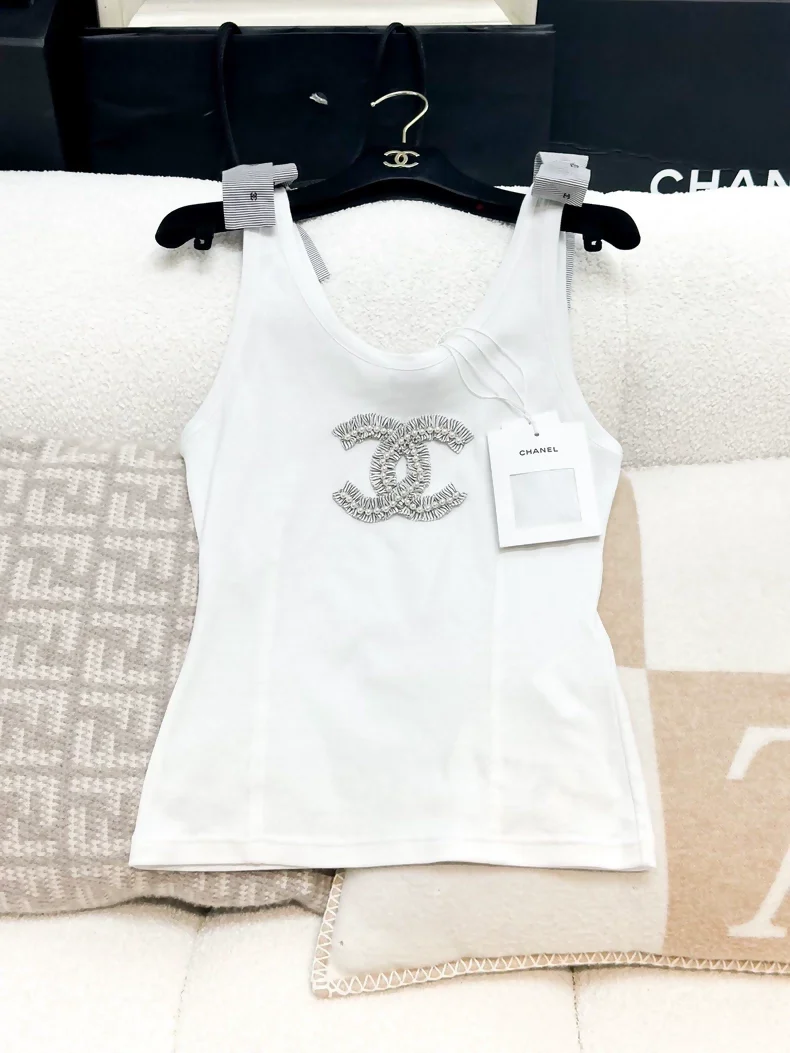 Chanel 23P White top with bows