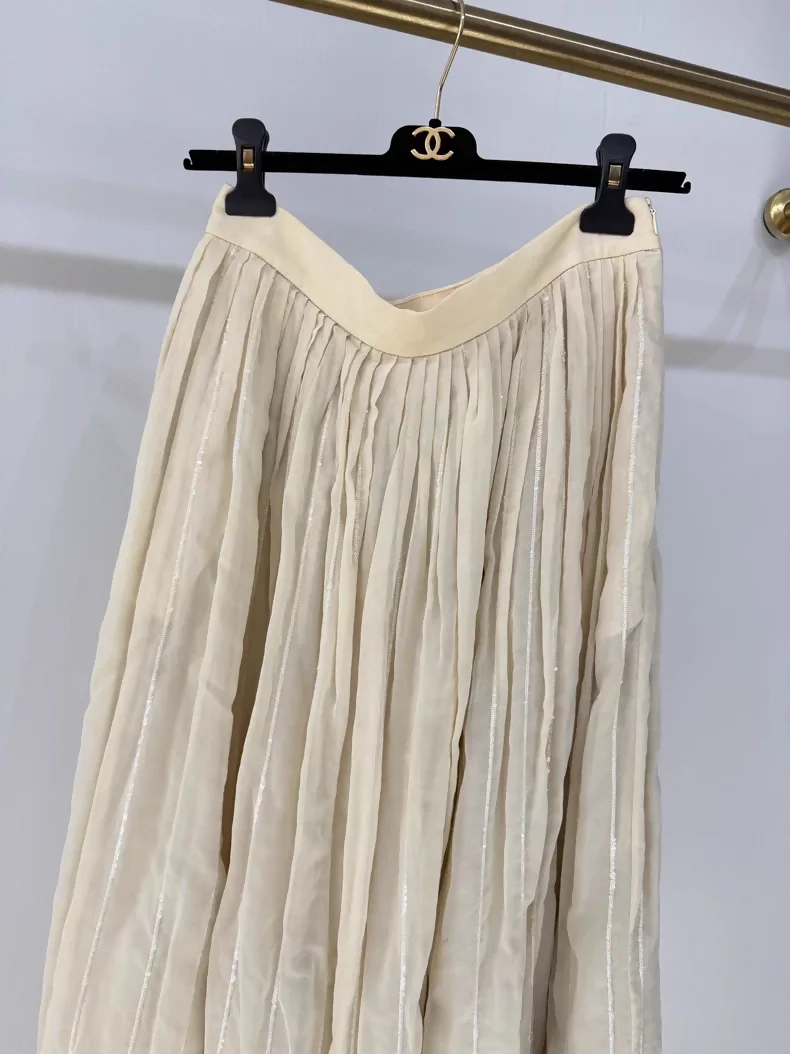 Brunello Cucinelli exquisite sequined multi-layered tulle skirt - Image 2
