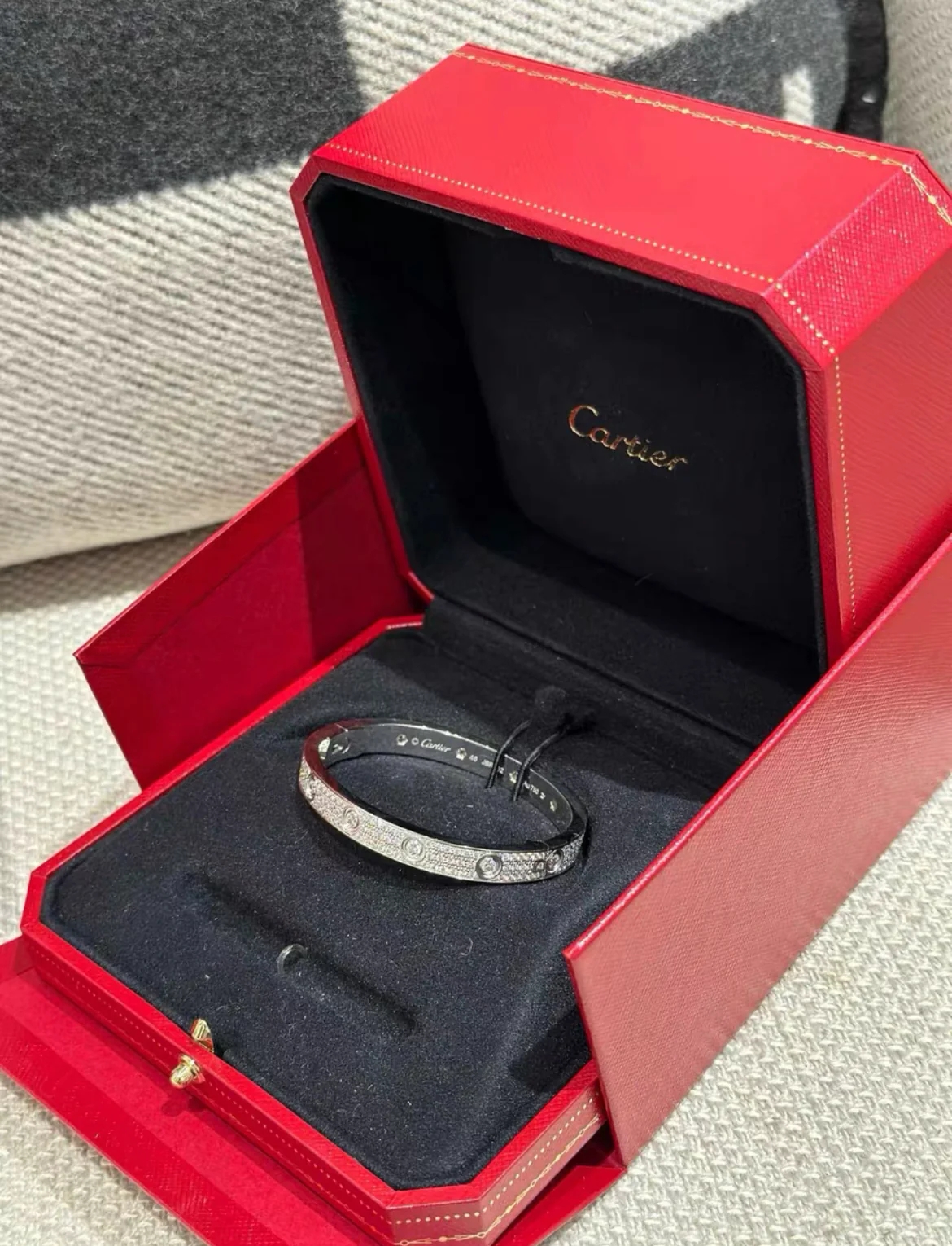 Cartier Love Bracelet Platinum Gold Full Diamond size 16 - Image 4