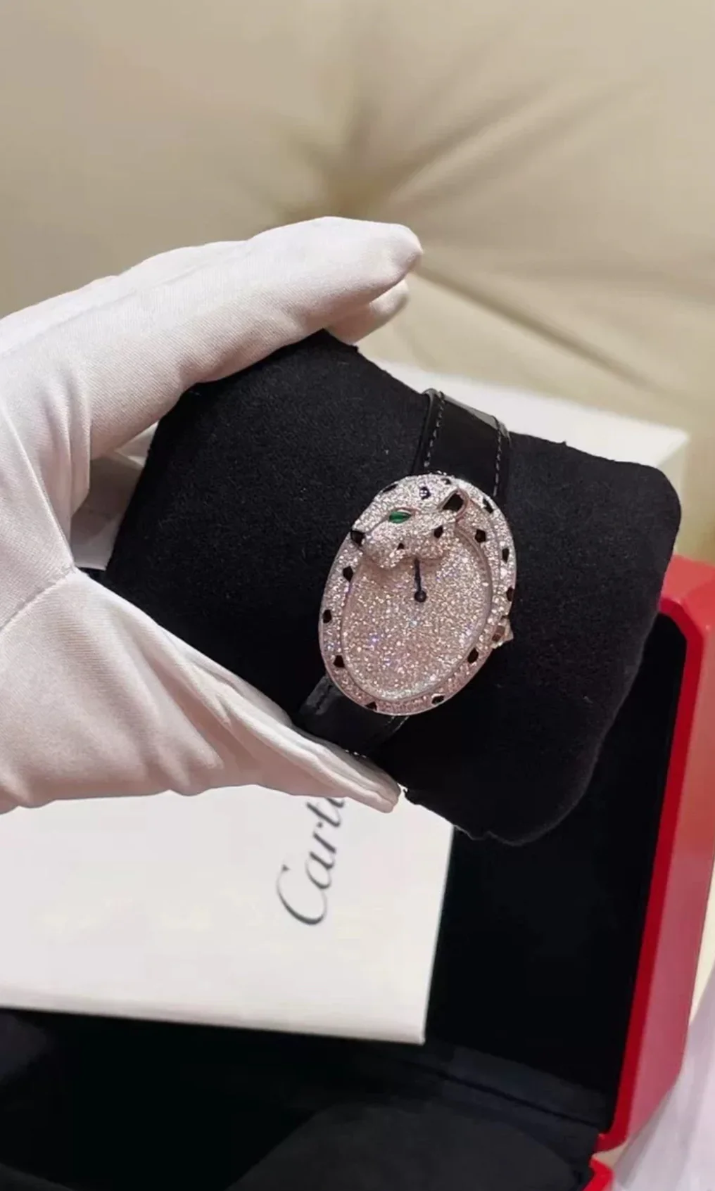 Cartier Panthère Lovée watch - Image 2