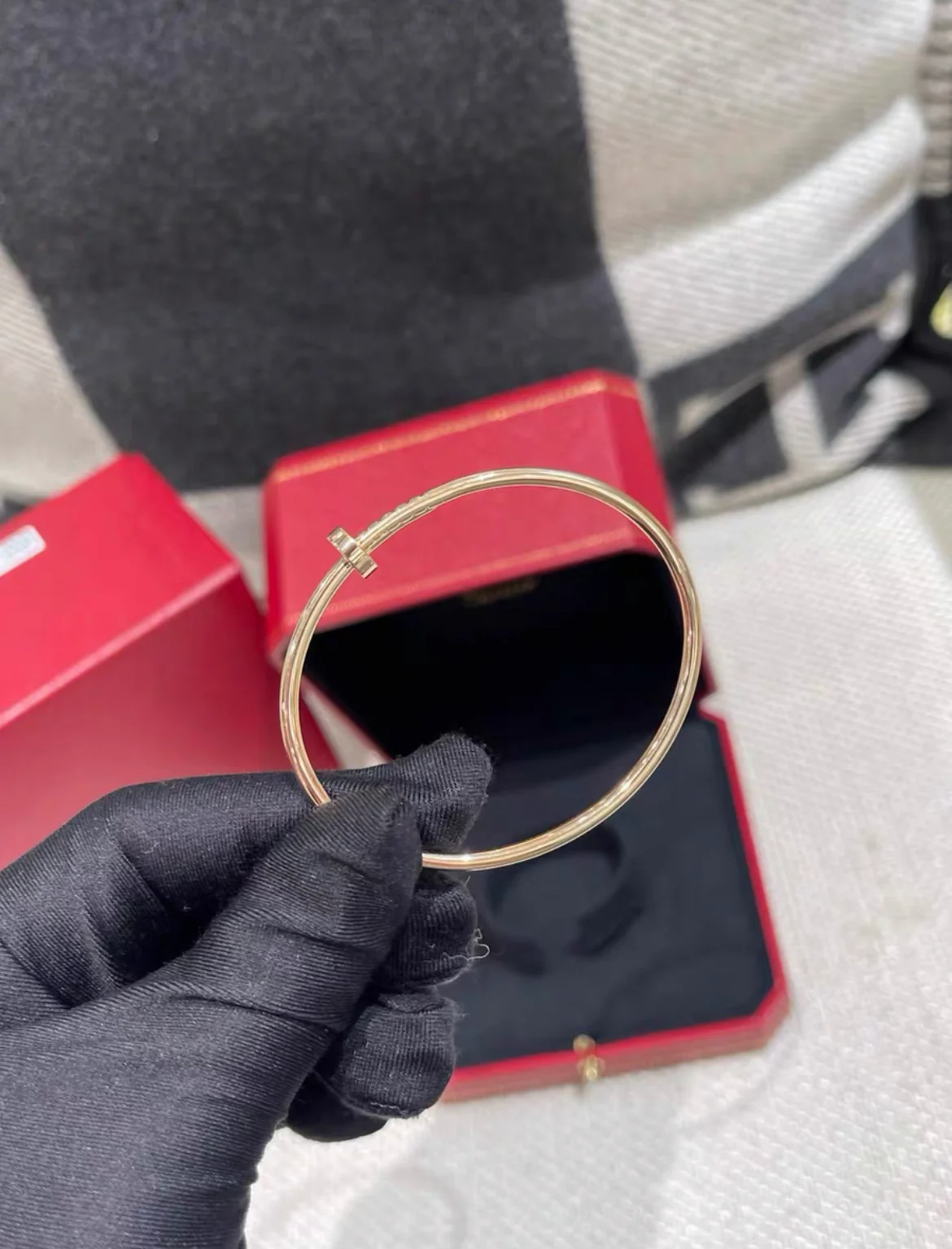 CARTIER Rose Gold Juste un Clou Bracelet size 16 - Image 4