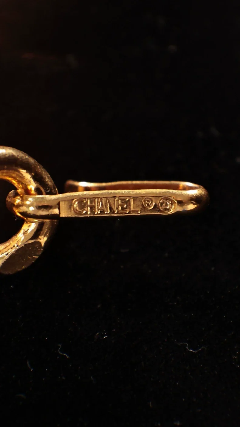 Chanel gold hardware belt - Image 3