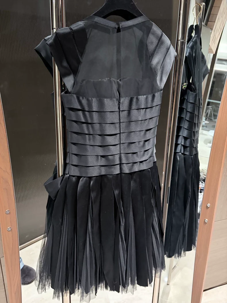 Chanel 06A Black Swarovski Little Black dress - Image 7