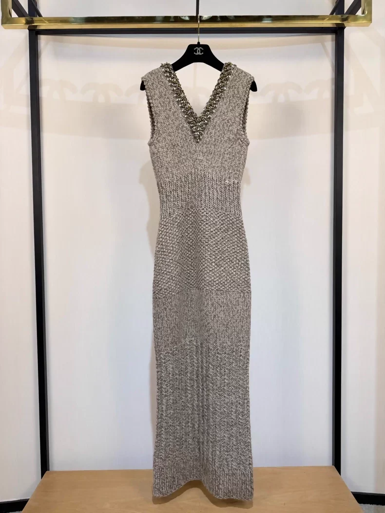 Chanel 07A Deep V-Neck Crocheted Evening Dress