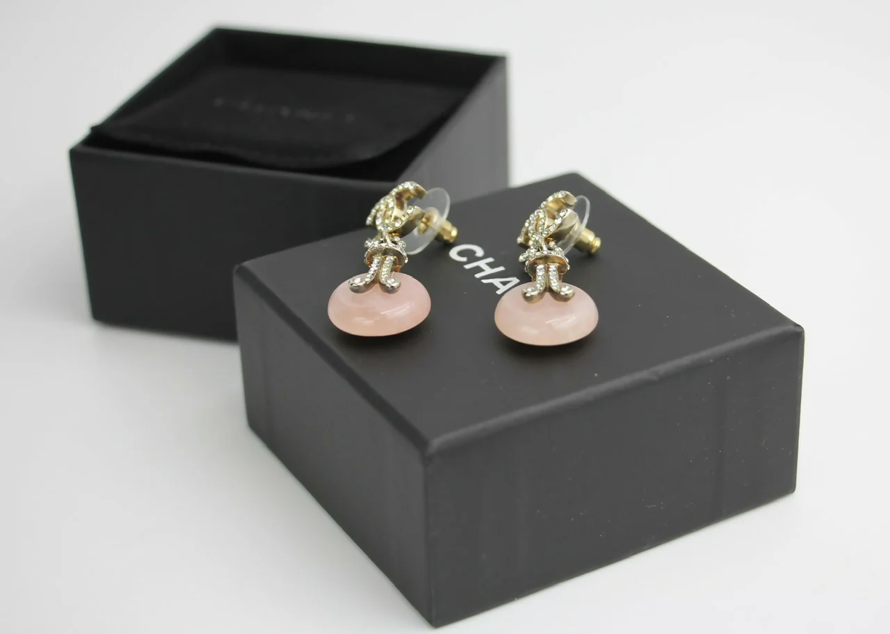 Chanel 09A Gripoix Pink Round Dangle Stud Earrings - Image 5