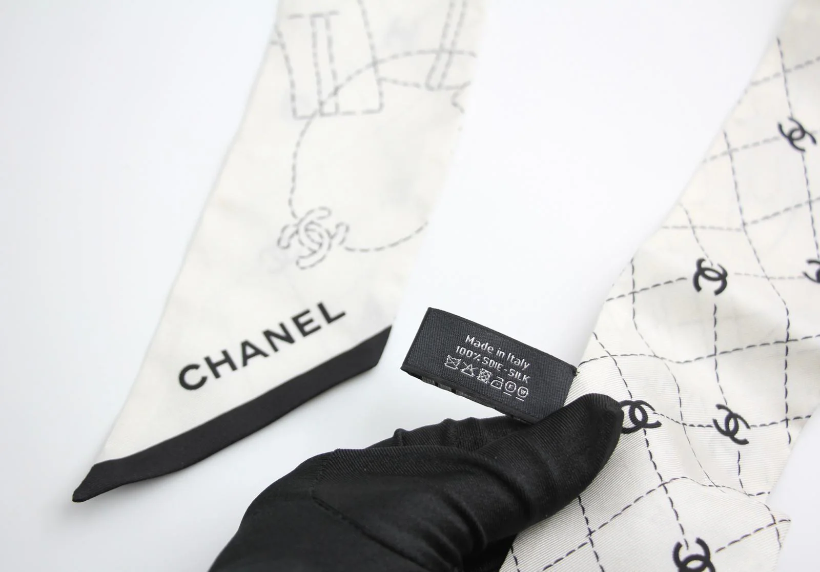 Chanel 100 Silk Slim Bandeau Coco Logo Twilly Scarf In Black And White - Image 7