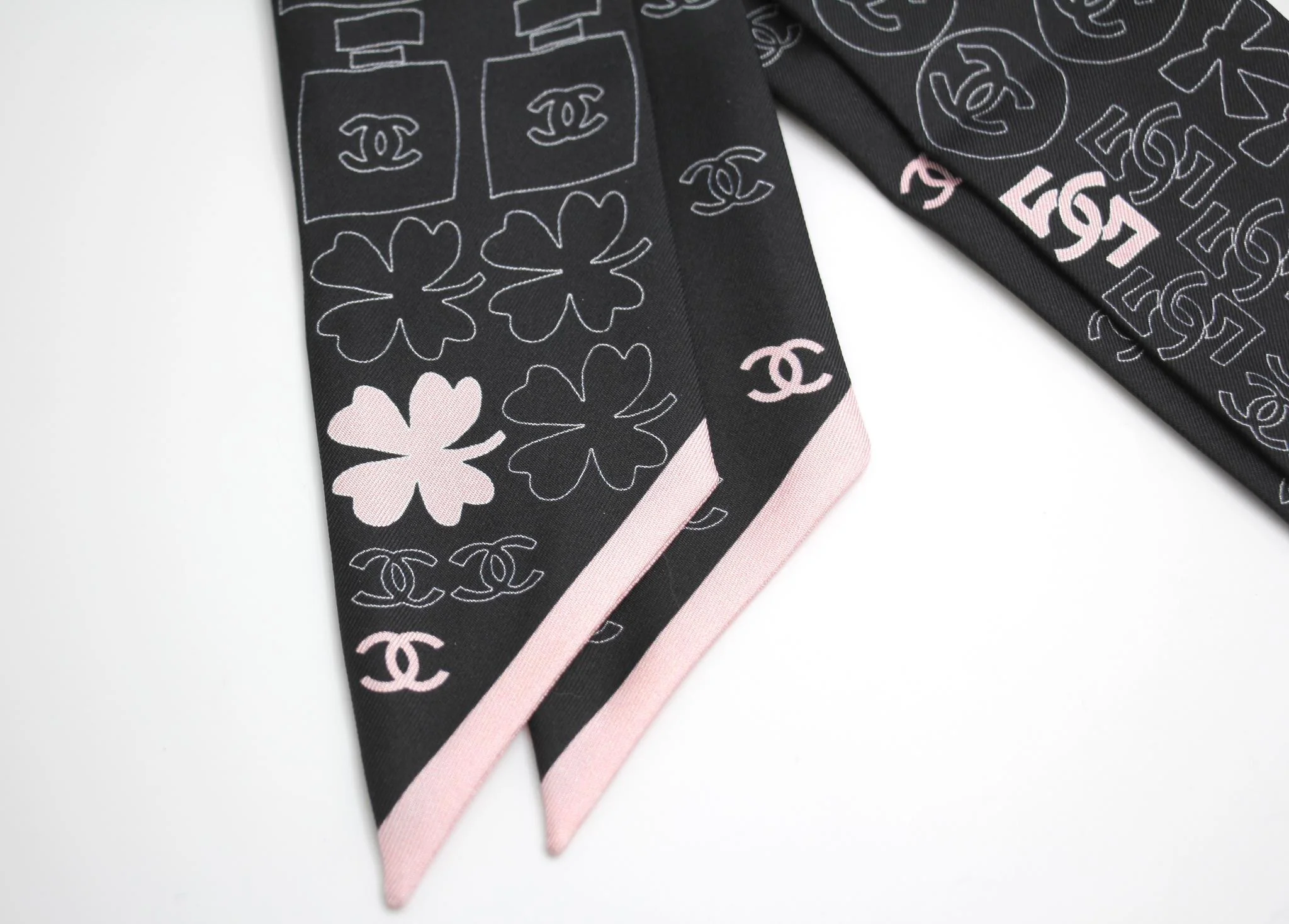 Chanel 100 Silk Twilly Cc Logo Four Leaf Clover Scarf In Black X Pink - Image 6