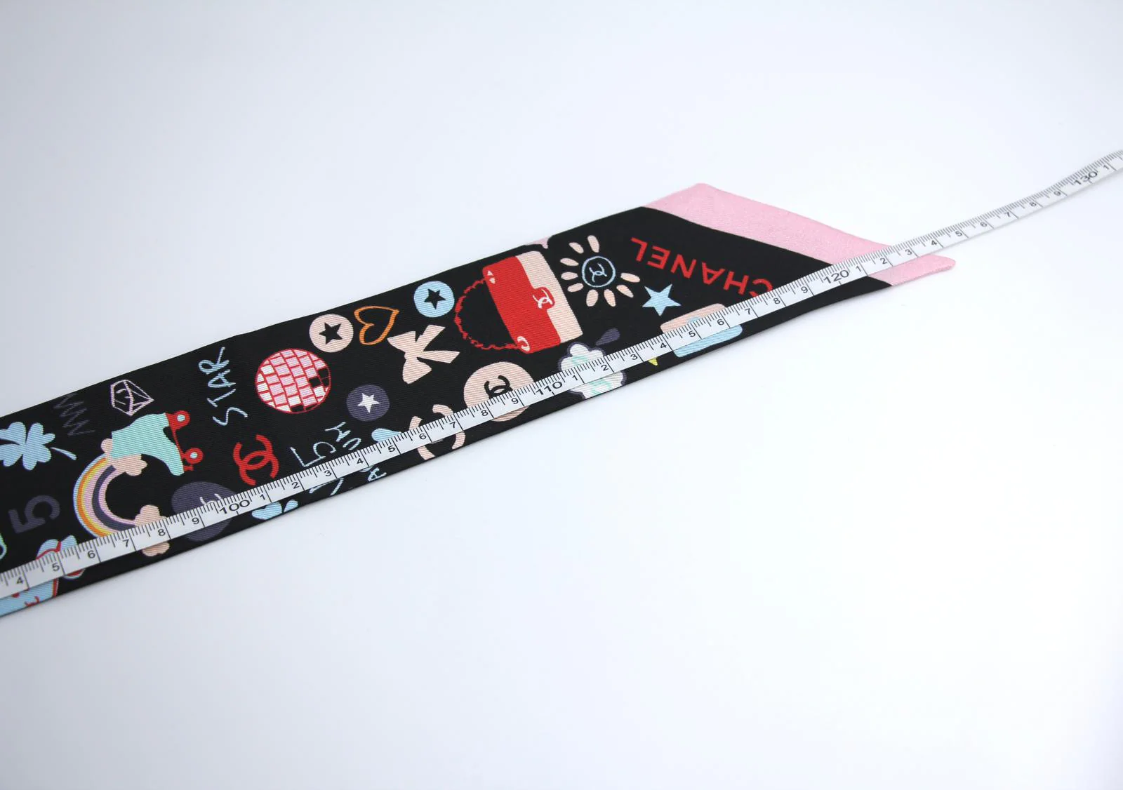 Chanel 100 Silk Twilly Cc Mark Scarf In Black - Image 15