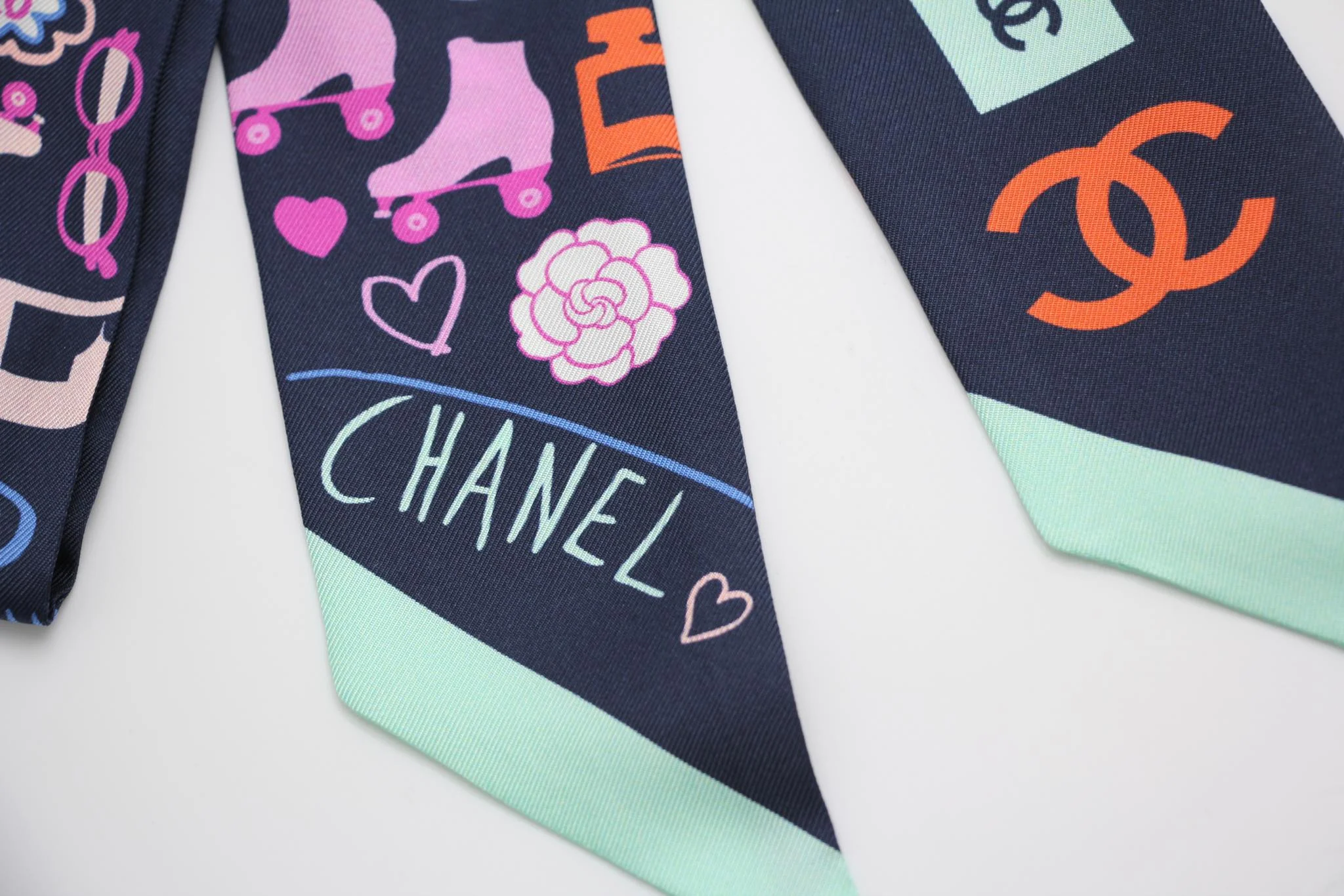 Chanel 100 Silk Twilly Cc Mark Scarf In Navy Blue - Image 11