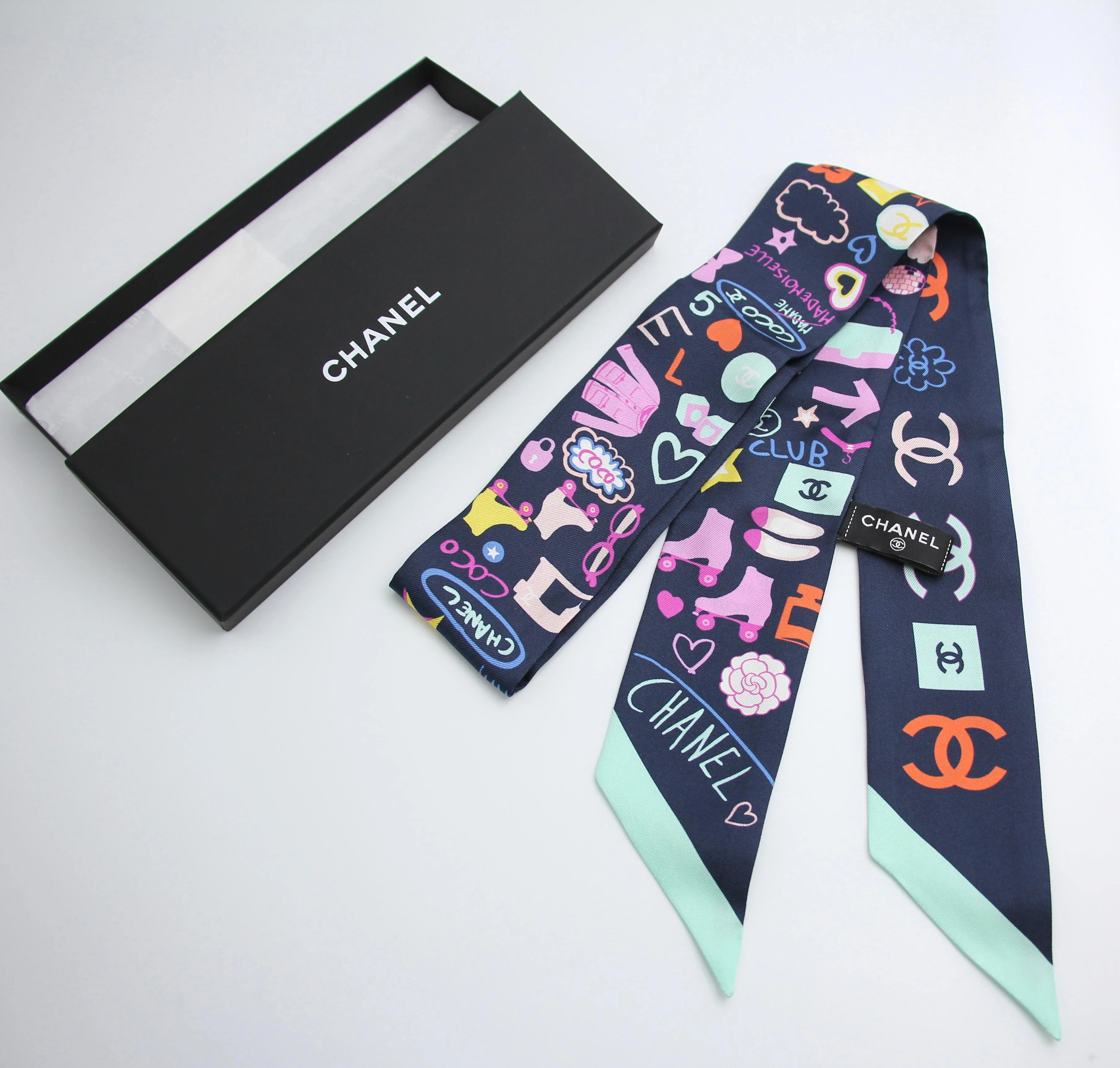 Chanel 100 Silk Twilly Cc Mark Scarf In Navy Blue - Image 14