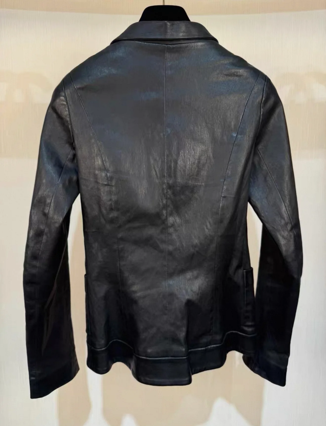 Chanel 10A black Camelia Lambskin Leather jacket - Image 3