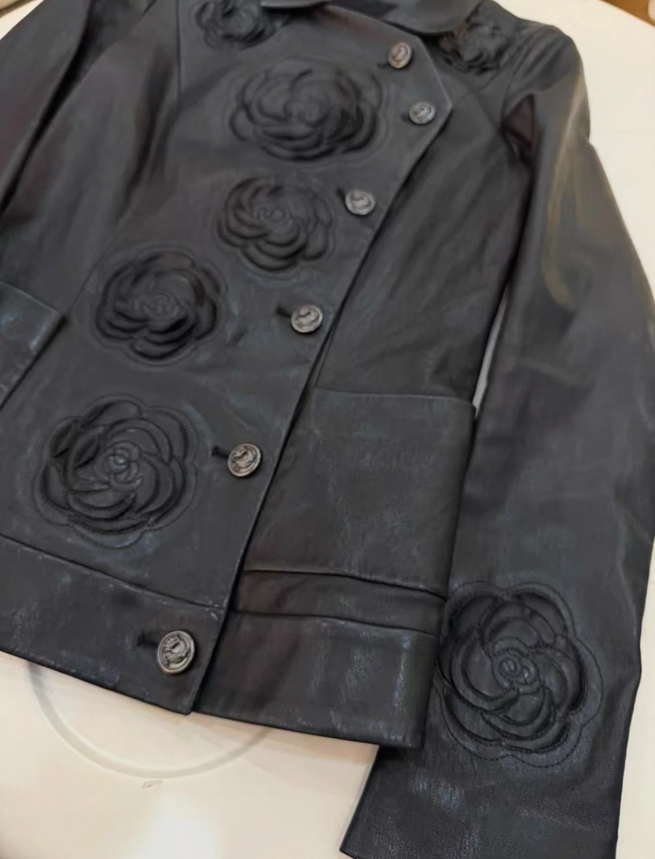 Chanel 10A black Camelia Lambskin Leather jacket - Image 6