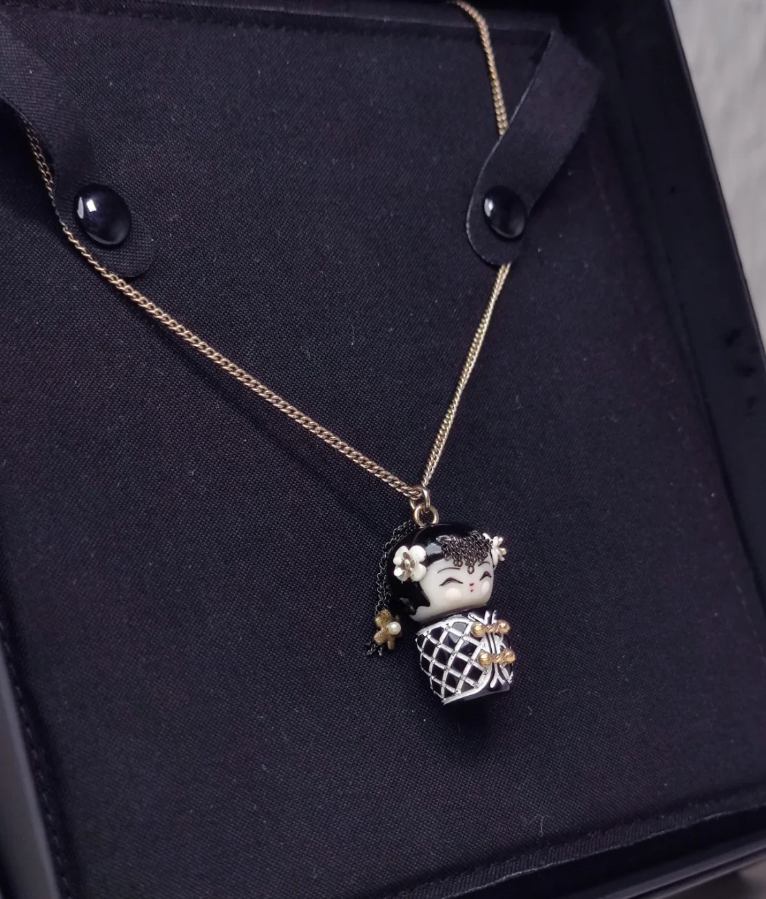 Chanel 10A Double C Acrylic Porcelain shanghai Doll Necklace