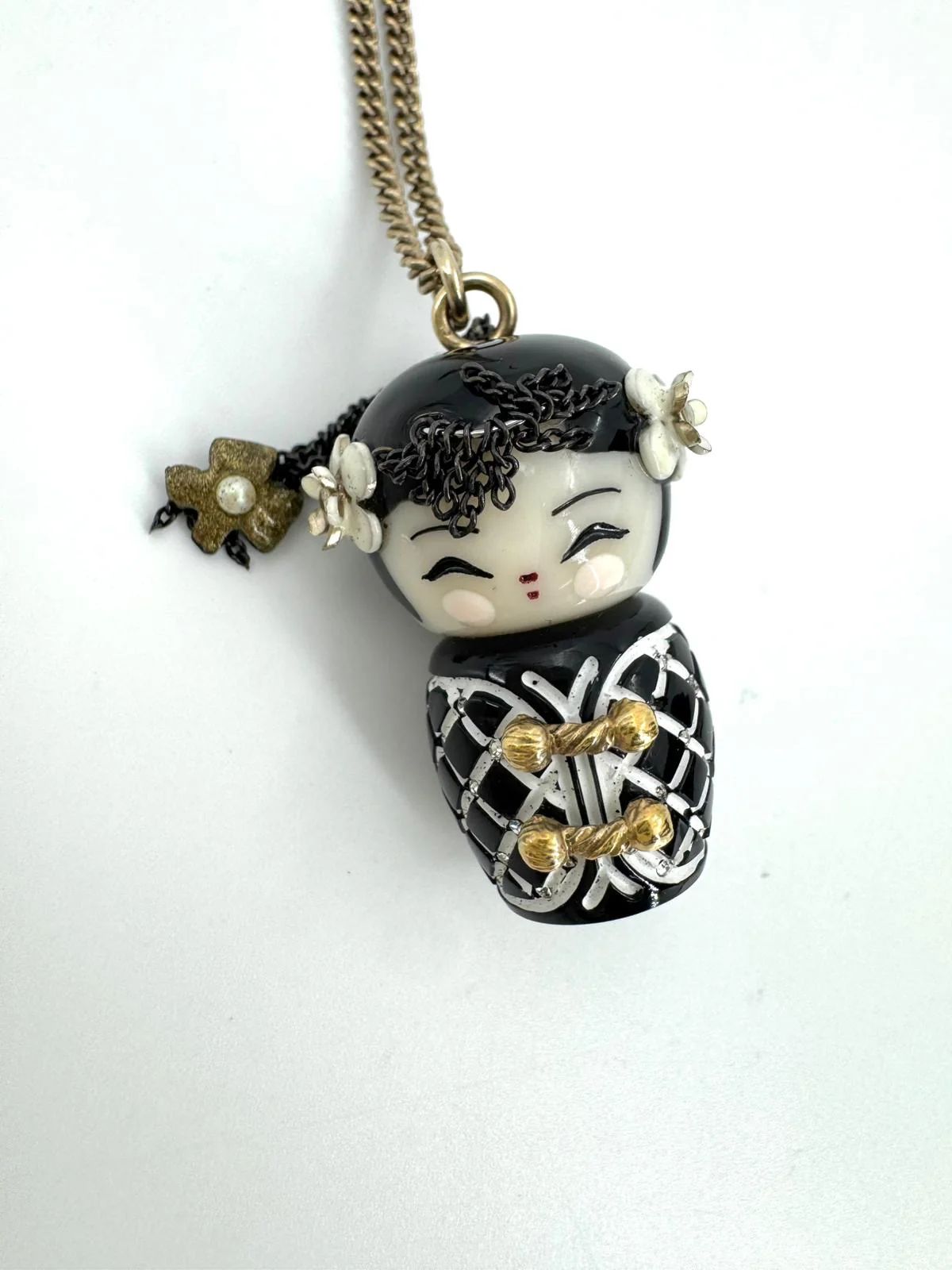 Chanel 10A Double C Acrylic Porcelain shanghai Doll Necklace - Image 18