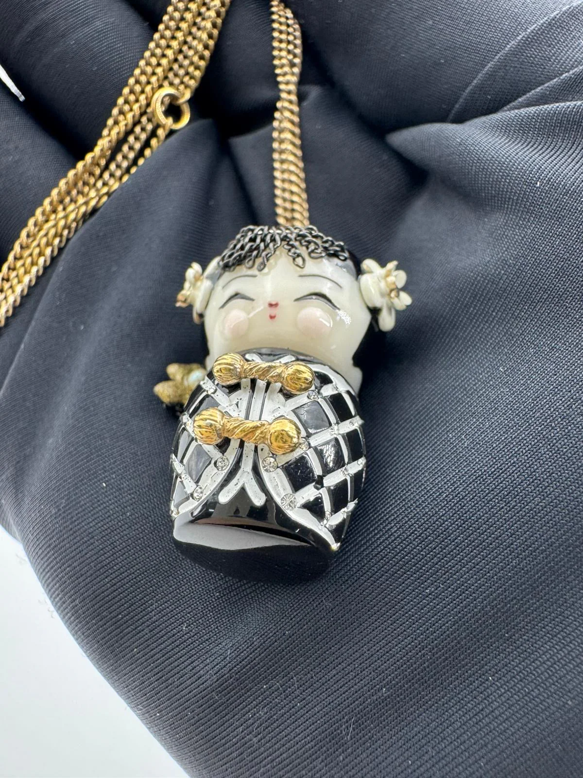 Chanel 10A Double C Acrylic Porcelain shanghai Doll Necklace - Image 4