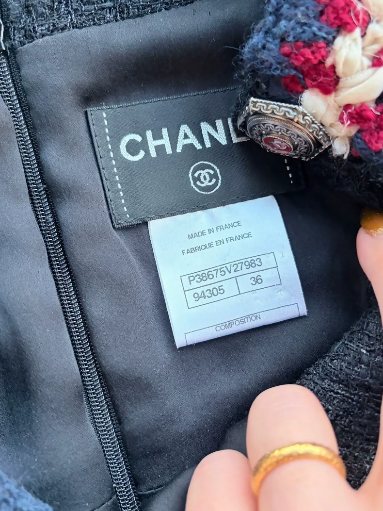 Chanel 10A Shanghai Collection black Tweed Dress - Image 4