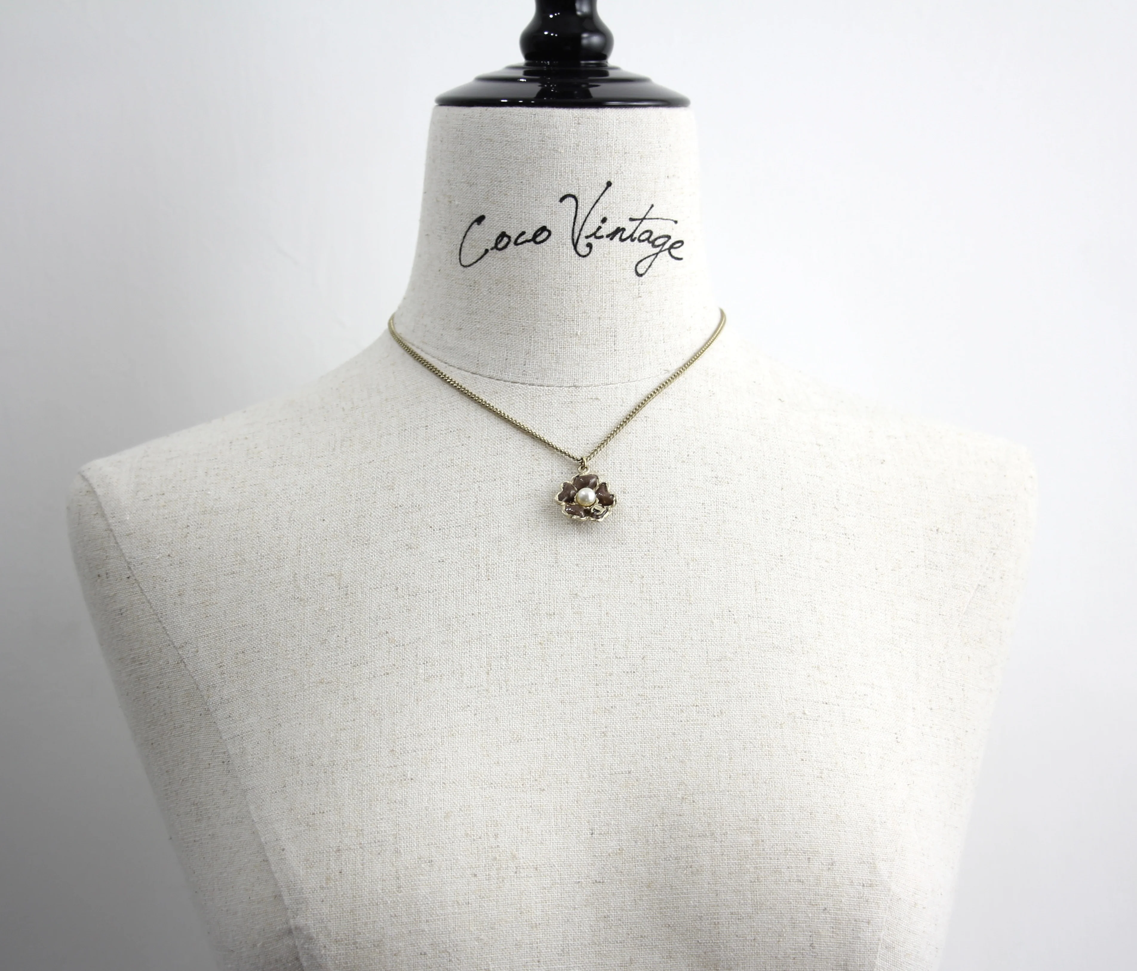 Chanel 11A Glazed Brown Five-Leaf Clover Two-Wear Necklace - Image 14