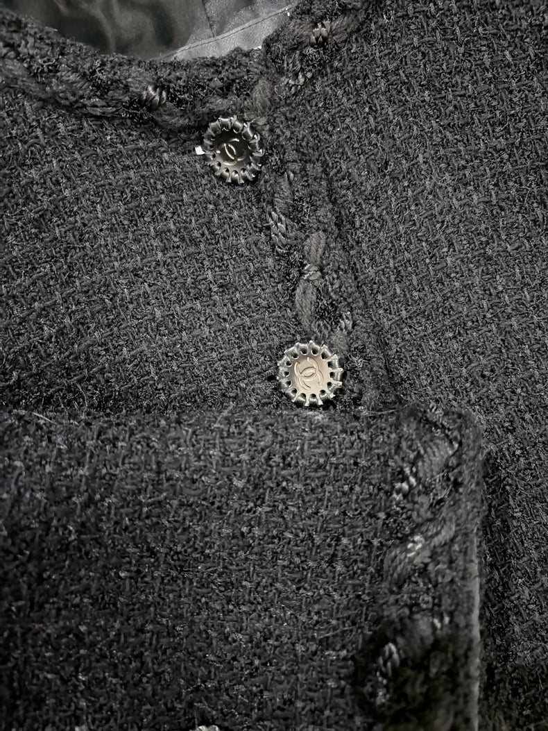 Chanel 11S Black Tweed Jacket - Image 3