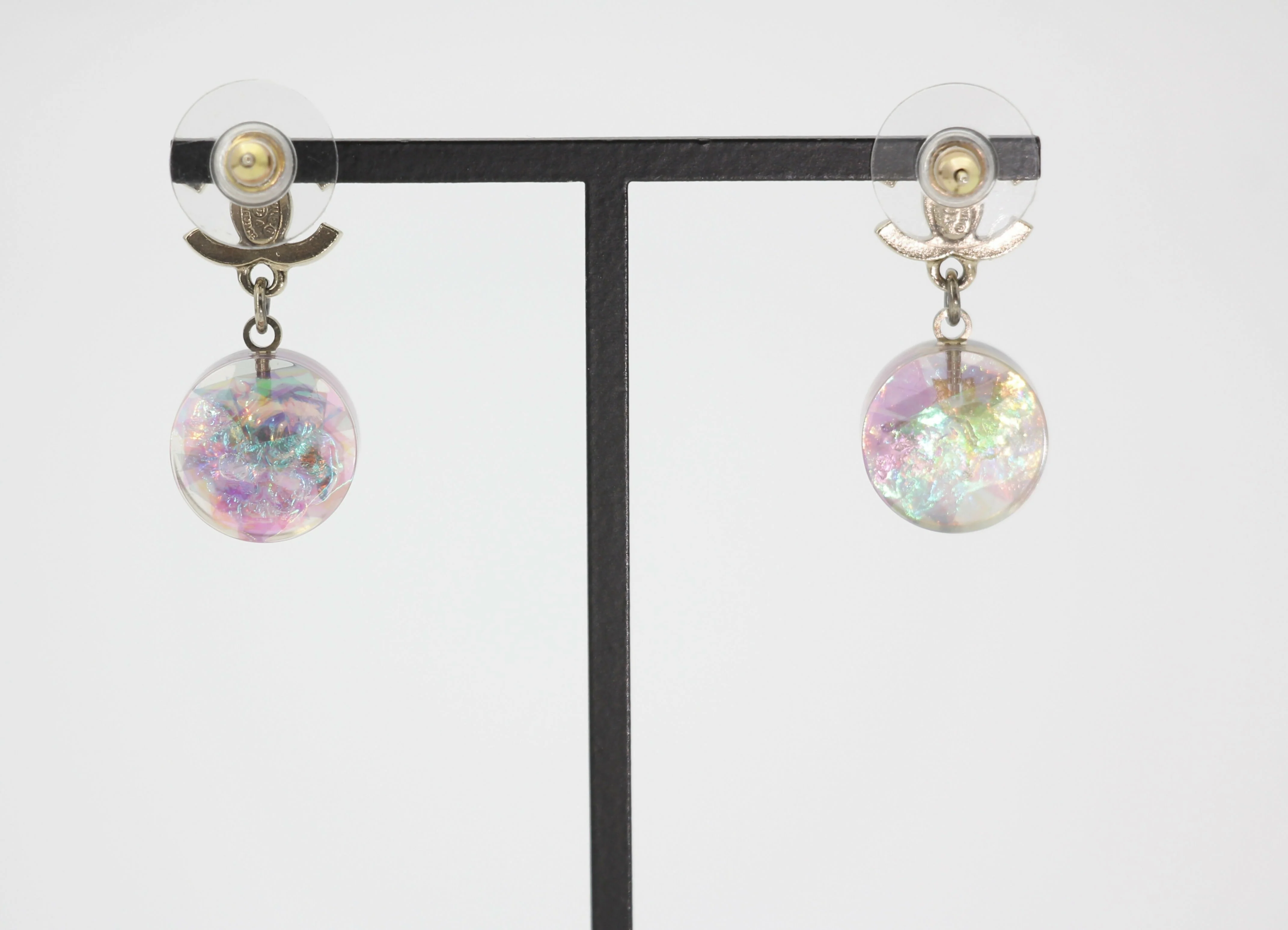 Chanel 12A Fantasy Purple Resin Round Dangle Clip-on Earrings - Image 3