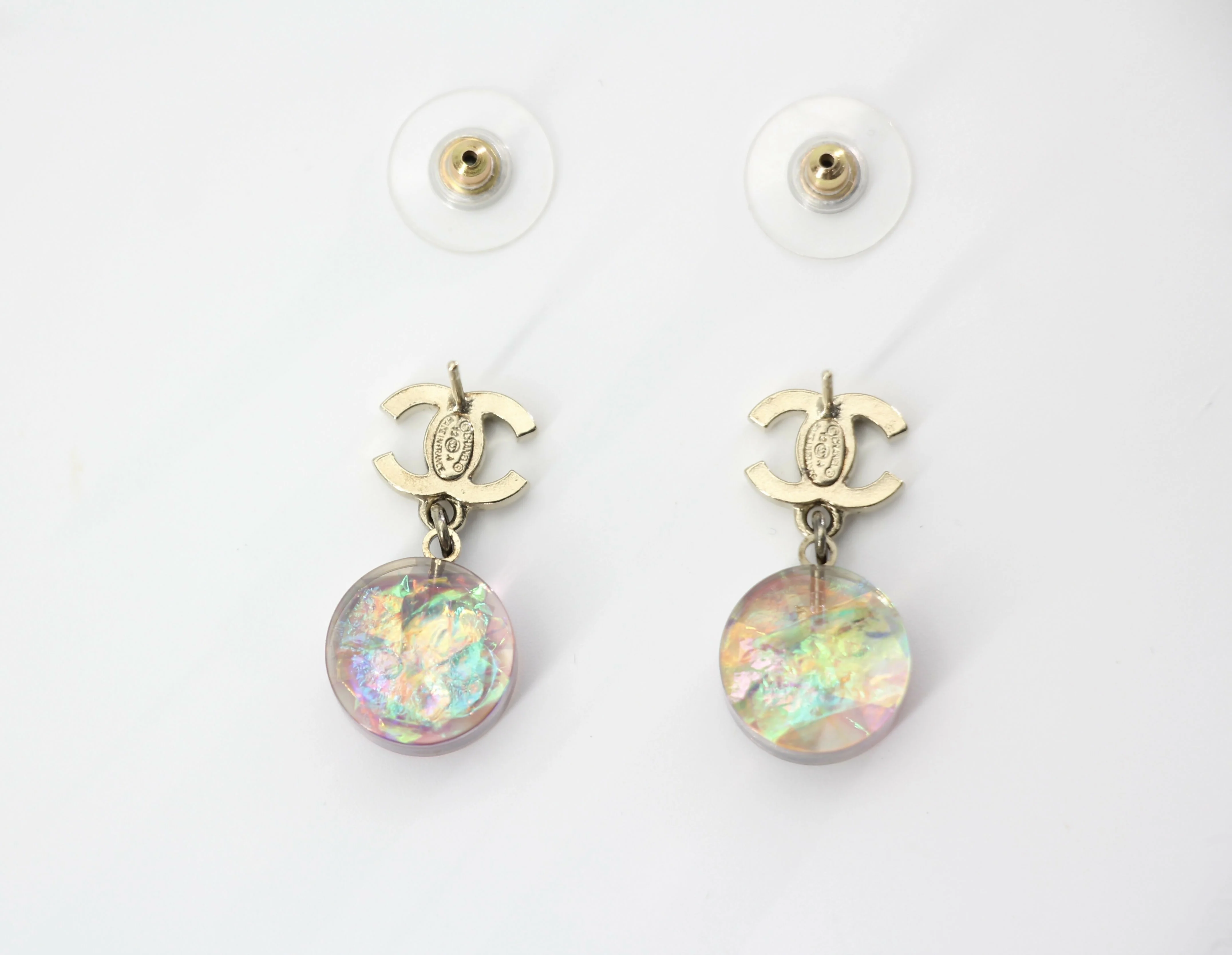 Chanel 12A Fantasy Purple Resin Round Dangle Clip-on Earrings - Image 5
