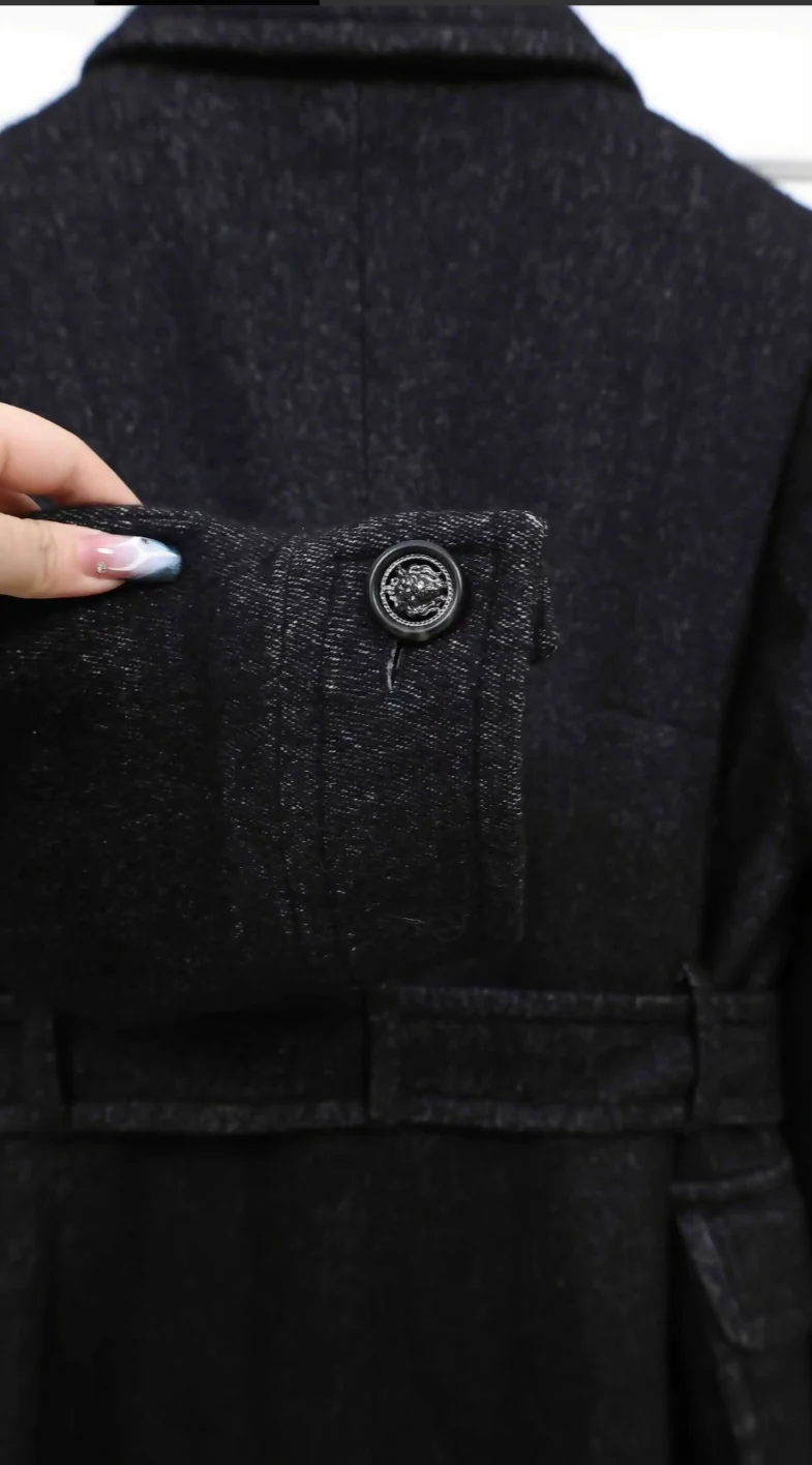 Chanel 13 black wool waisted four-pocket coat - Image 3