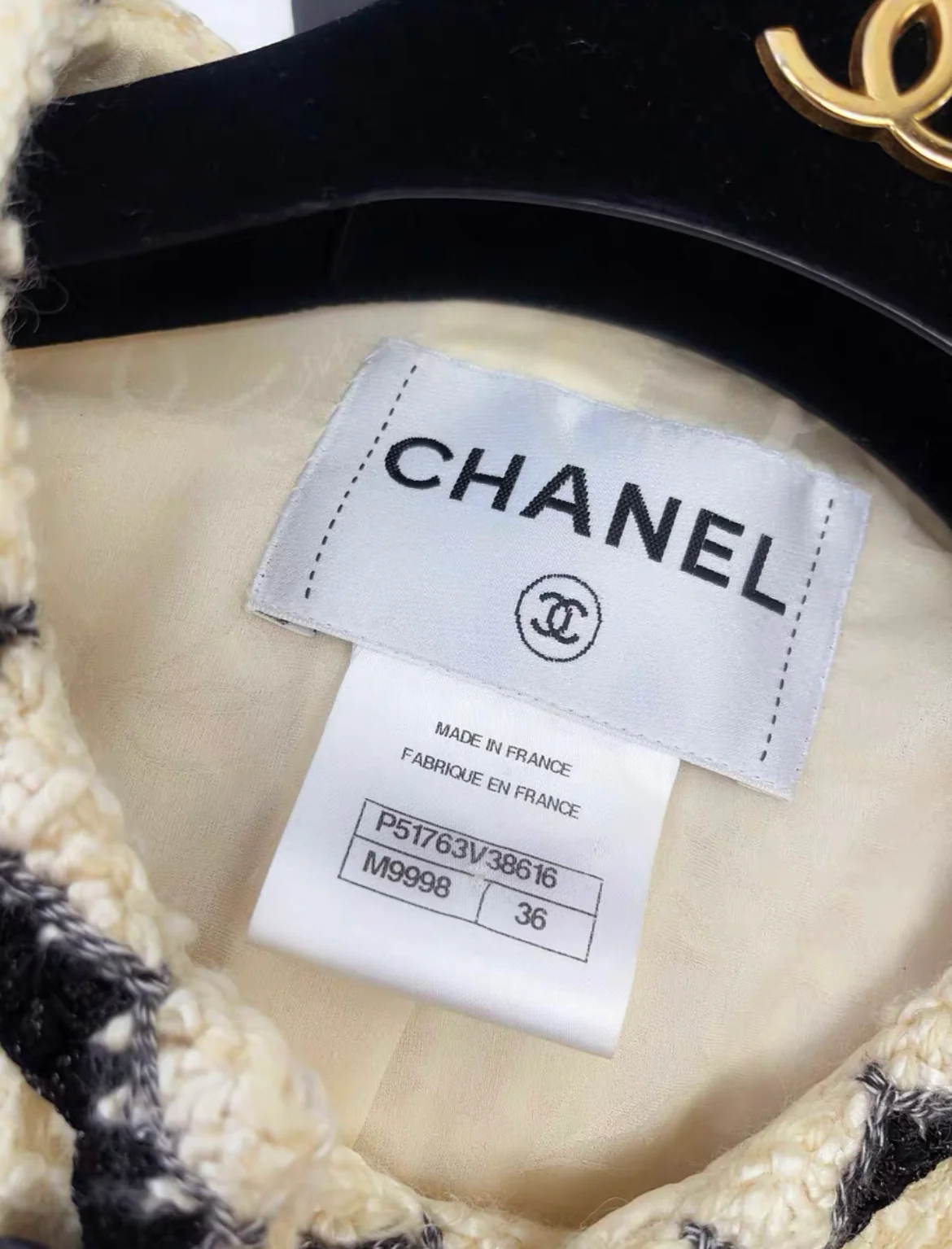 Chanel 15A Paris-Salzburg ecru tweed jacket size 36 - Image 6
