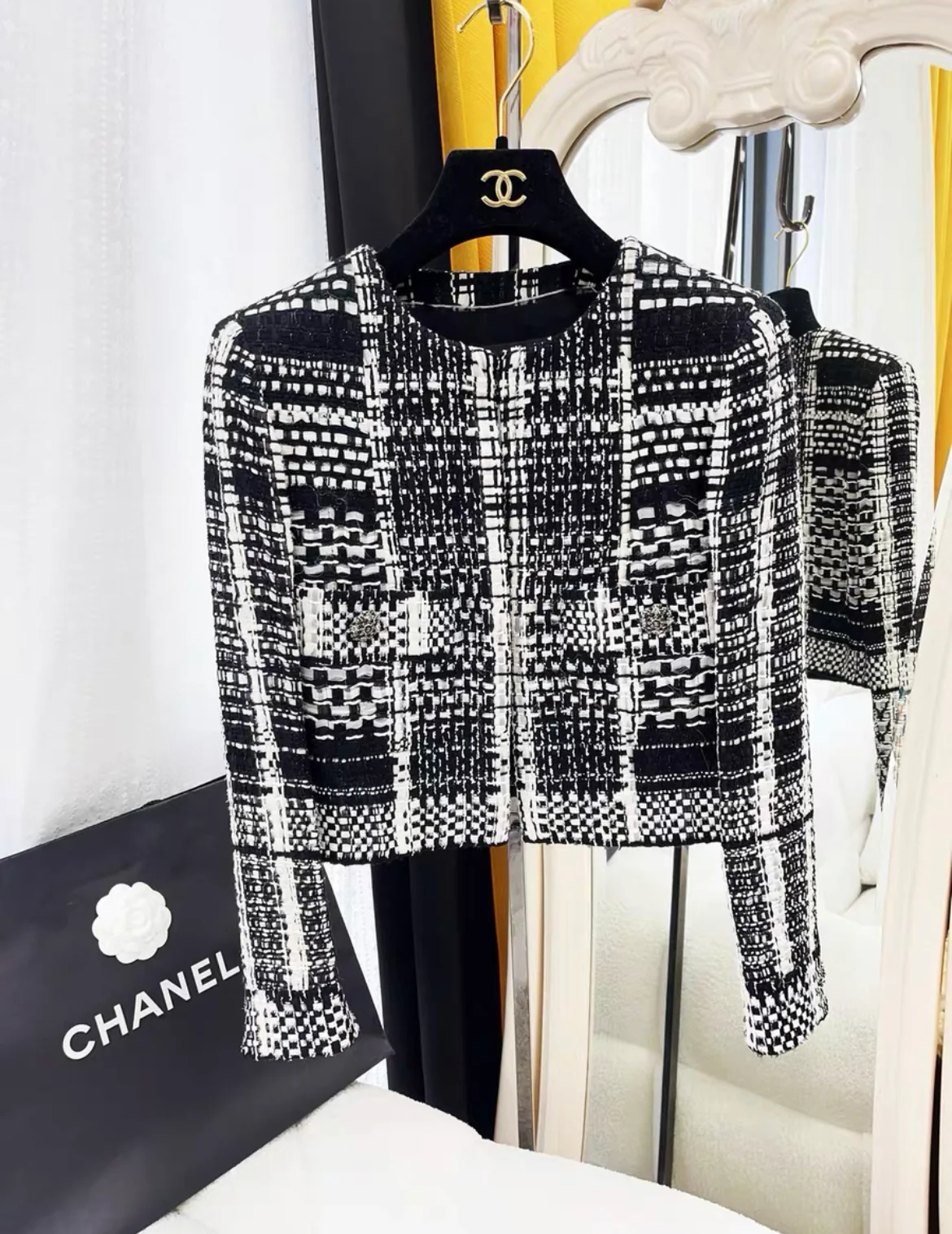 Chanel 15C Paris-Dubai Ribbon Tweed Jacket size 34 - Image 3