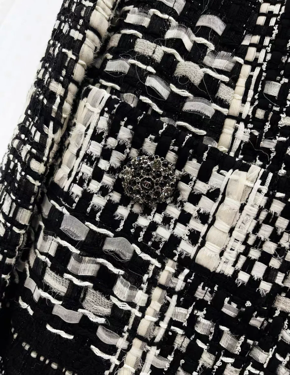 Chanel 15C Paris-Dubai Ribbon Tweed Jacket size 34 - Image 4