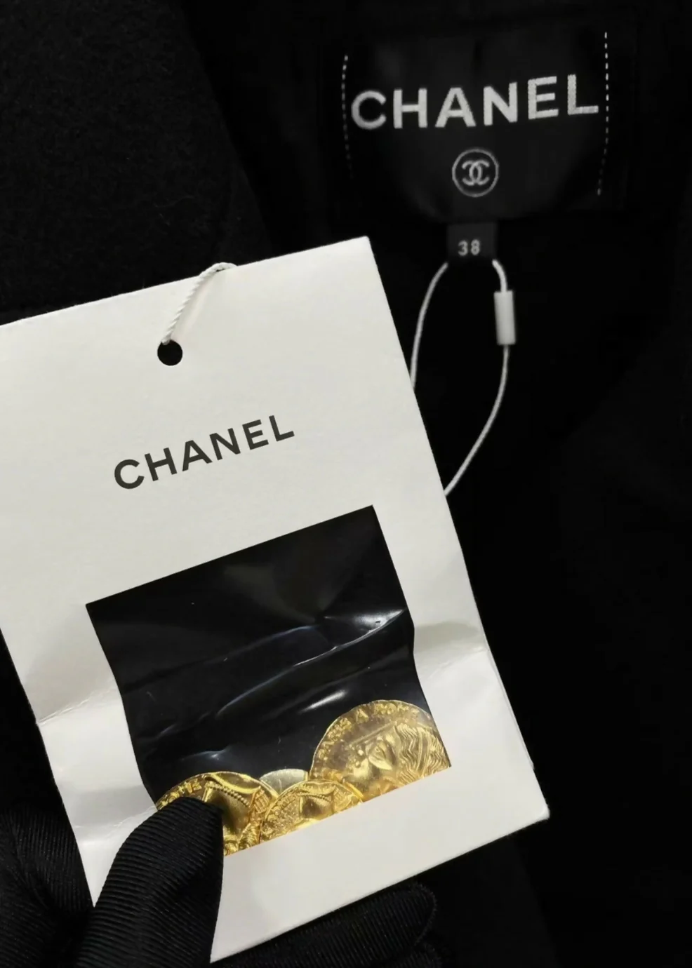 Chanel 16A black & gold coat - Image 3