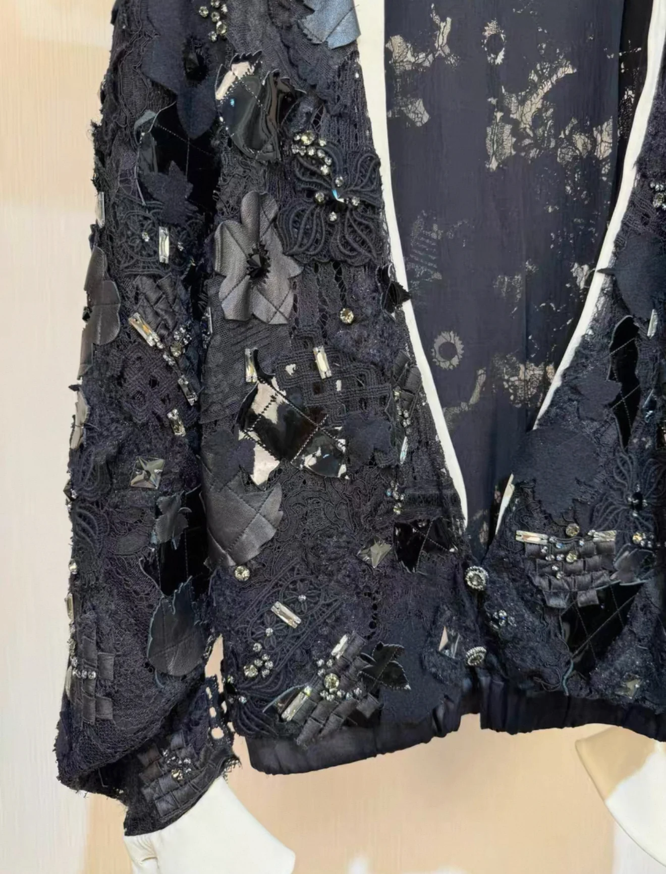 Chanel 16A black lace blouse - Image 2