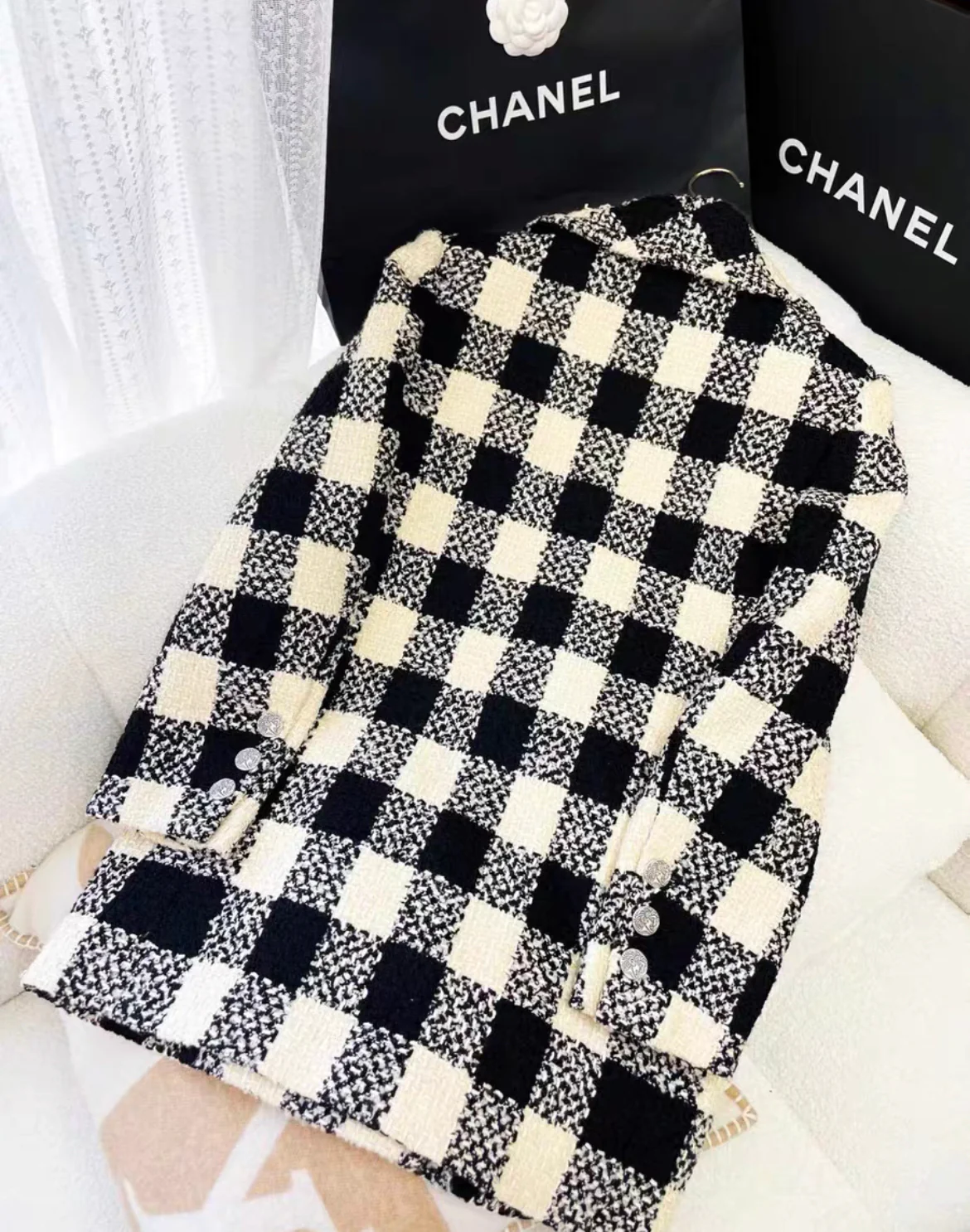 Chanel 16A Caban Fantasy Tweed size 38 - Image 5