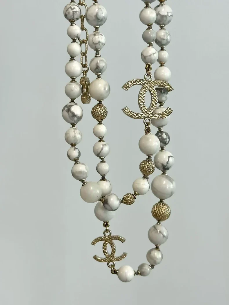 Chanel 16A necklace marble pearls - Image 2