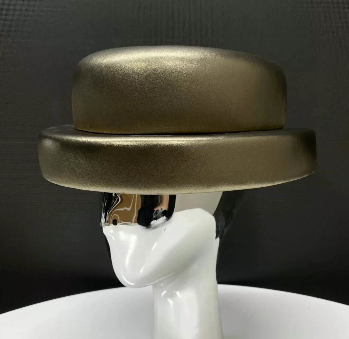 Chanel 16k Golden Metallic Lambskin Boater Hat - Image 3