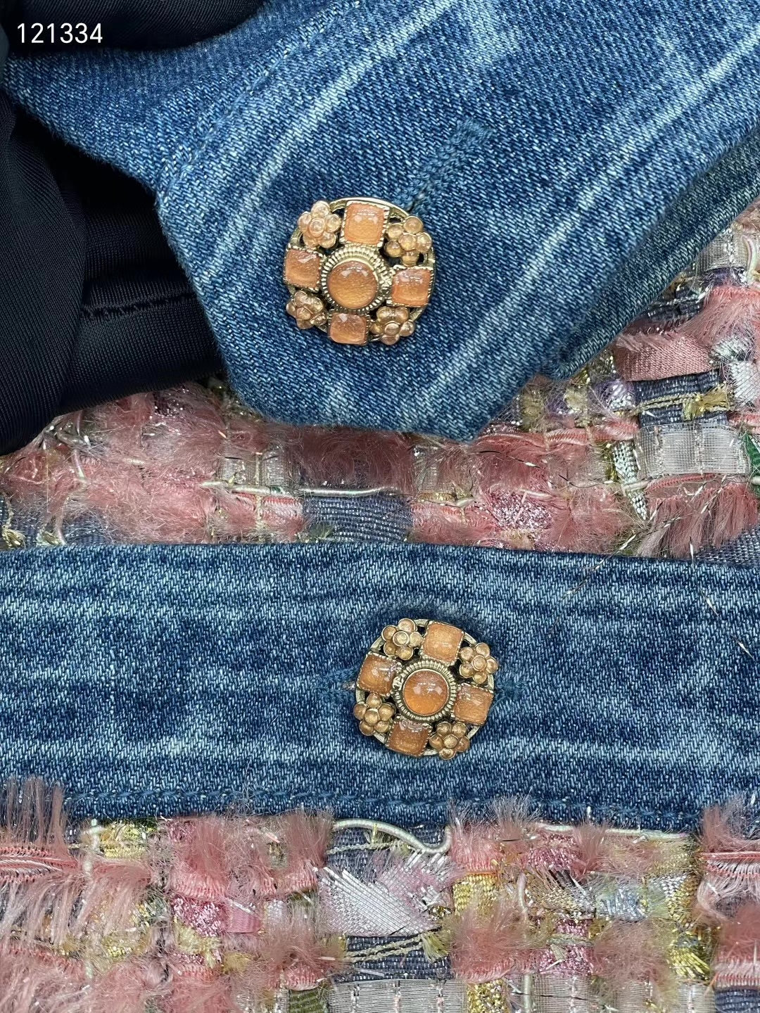 Chanel 16k Pink Tweed & Blue Denim Jacket - Image 3