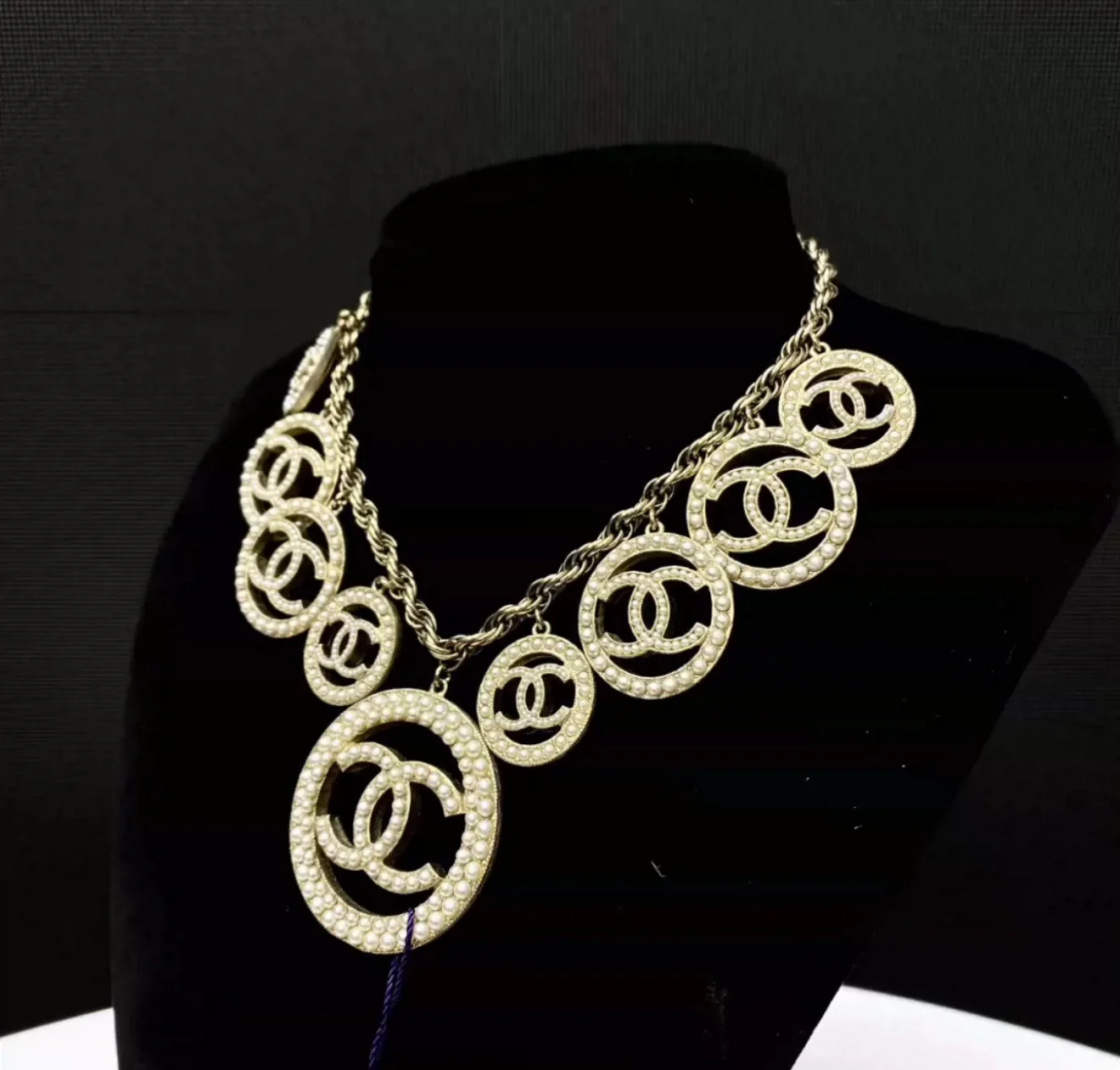 Chanel 17A double CC pearl necklace - Image 3