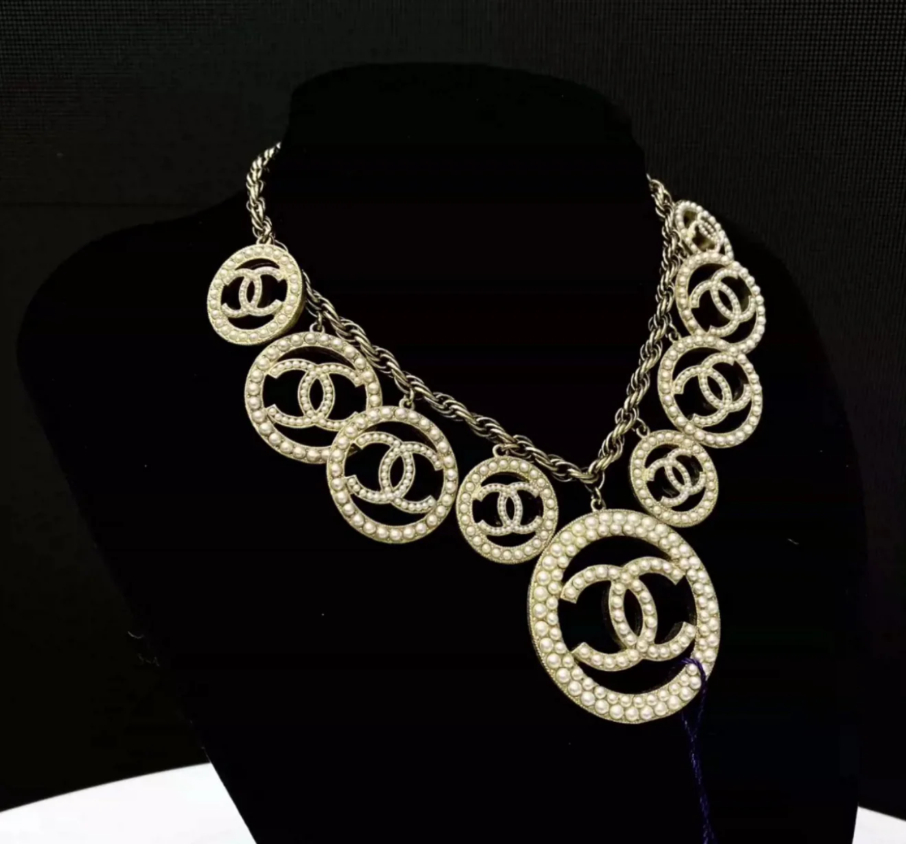 Chanel 17A double CC pearl necklace - Image 4